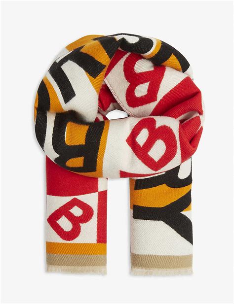 burberry kids scarf set.